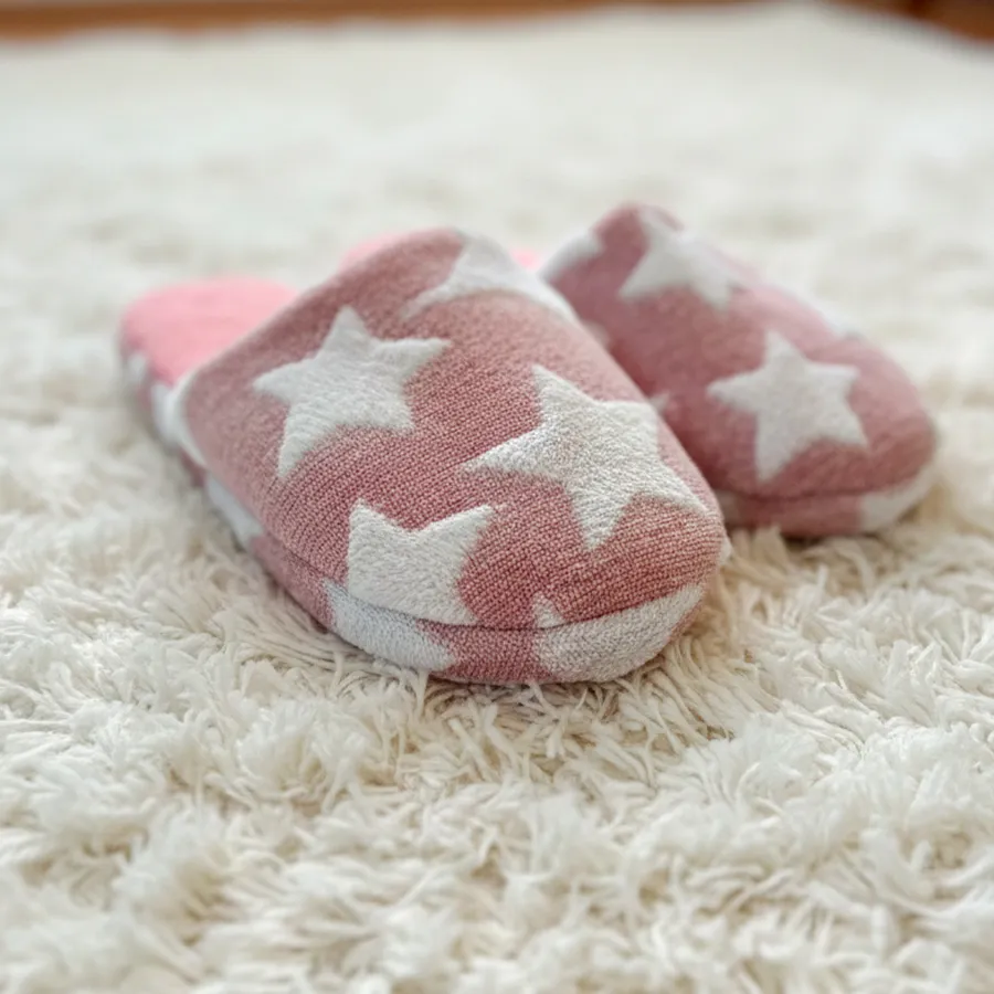 PANTUFLAS-01 KIT DE 2 PARES DE PANTUFlAS 6819